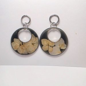 Black Resin Bloom Halo Hoop Earrings – Cream/Silver