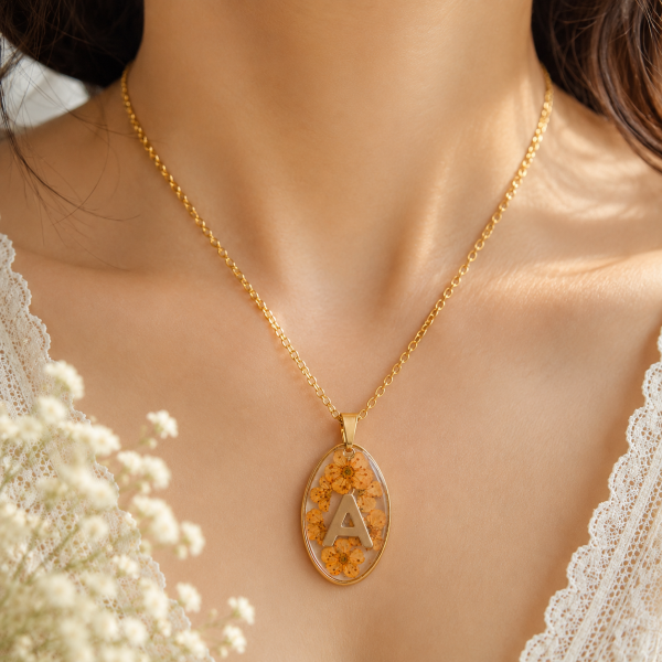 Real Pressed Flower Necklace (Style 100B)