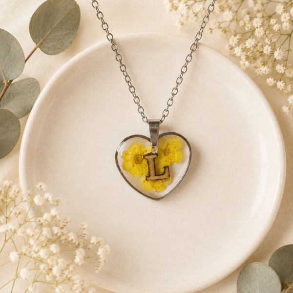 Real Pressed Flower Necklace (Style 101E)