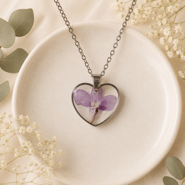 Real Pressed Flower Necklace (Style 102)