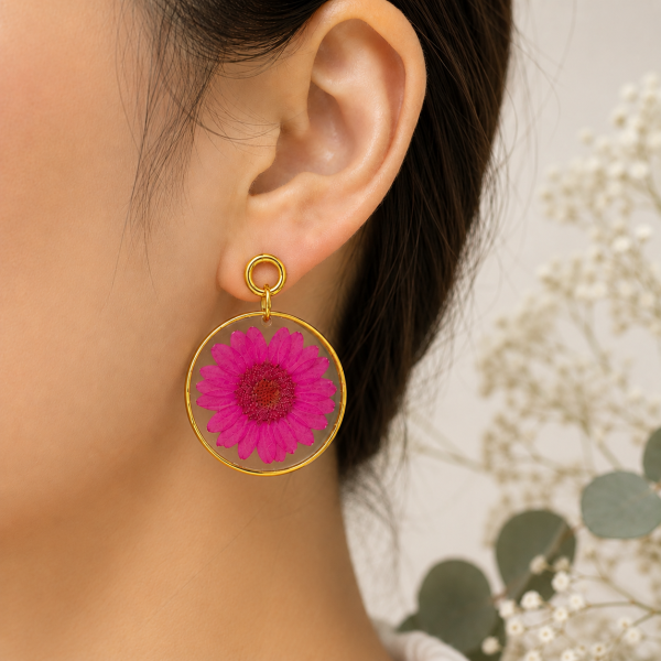 Daisy Butterfly Real Pressed Flower Earrings (Style 134G)