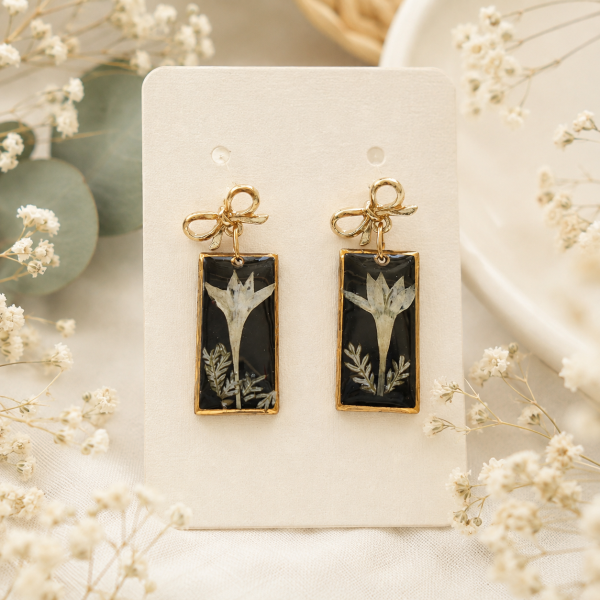 Black Real Pressed Flower Earrings (Style 150)