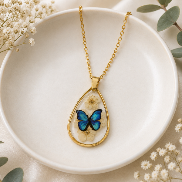 Real Pressed Flower Necklace (Style 84)